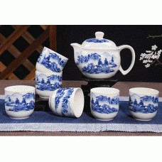4 Cups & 1 Tea Pot with Strainer